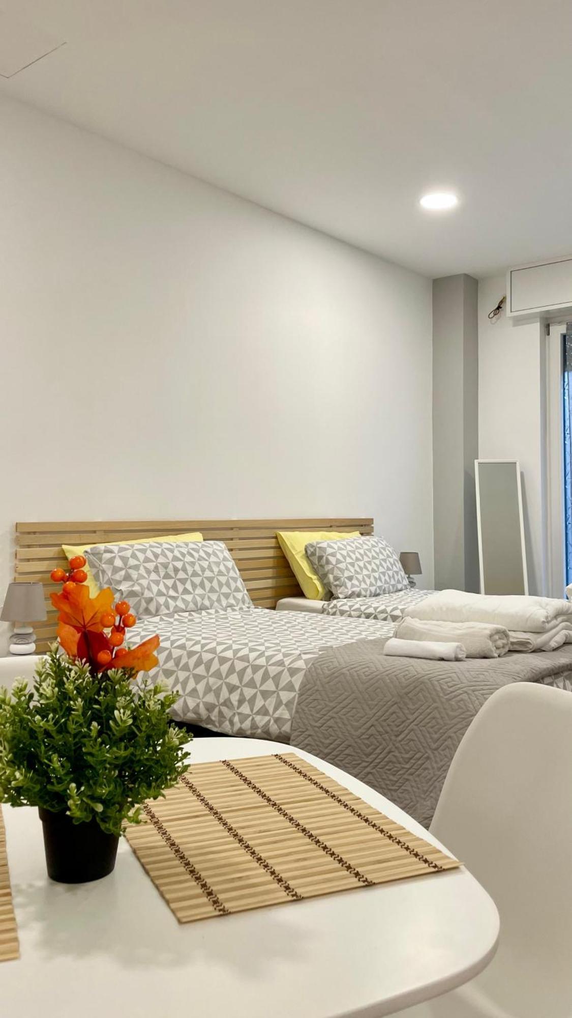 Onlyroomsrho Luaran gambar